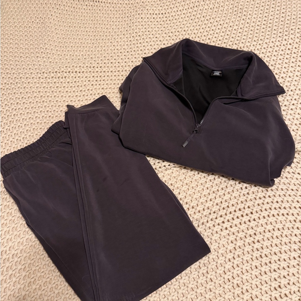 Black Quarter-Zip Pullover and Pants Set